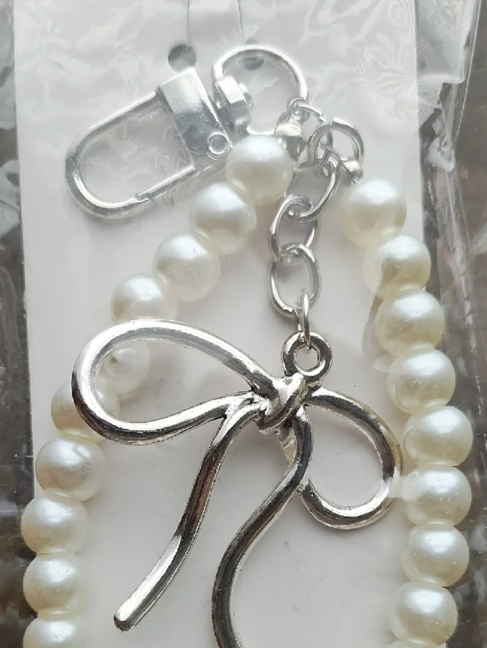 Pearl Bead Bow Keychain Charm NEW